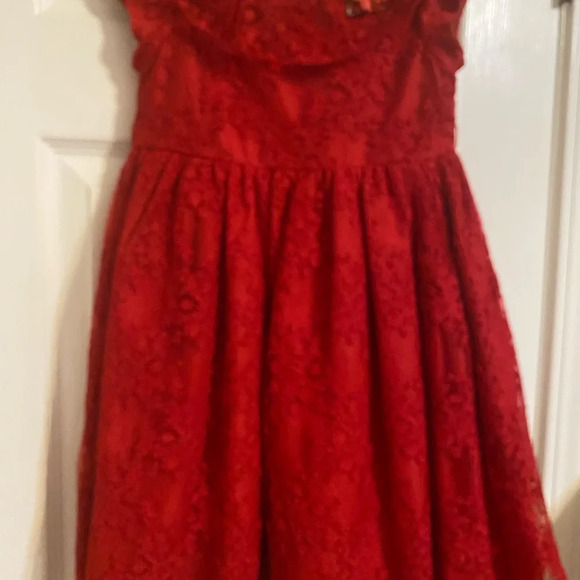 Laura Ashley Red Lace Dress - Picture 3 of 8